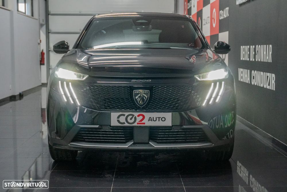 Peugeot 3008 1.2 Hybrid Allure e-DCS6 - 2