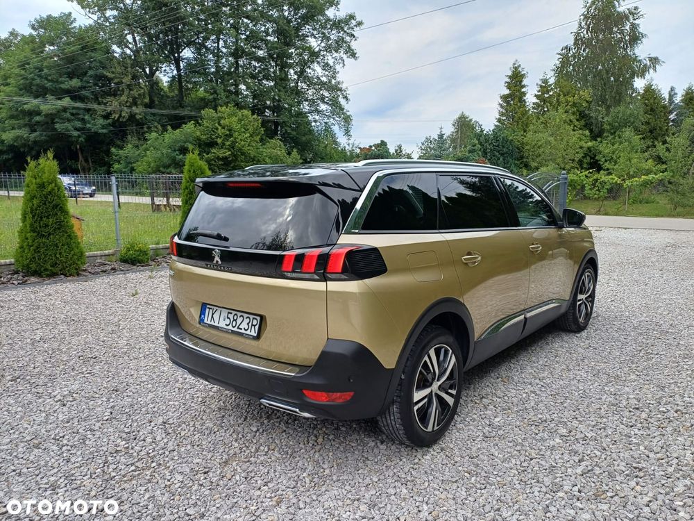 Peugeot 5008 - 21