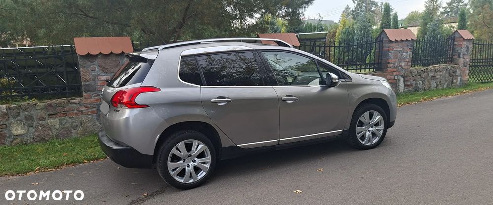 Peugeot 2008 120 VTI Allure - 10