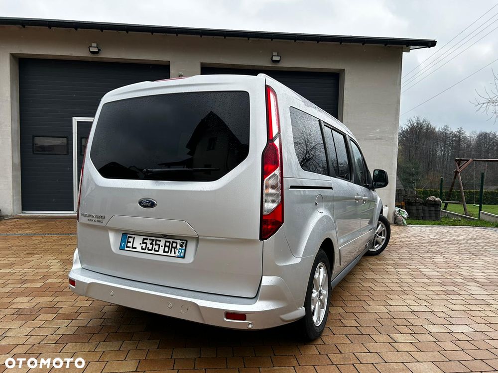 Ford Tourneo Connect 1.5 TDCi Titanium - 9