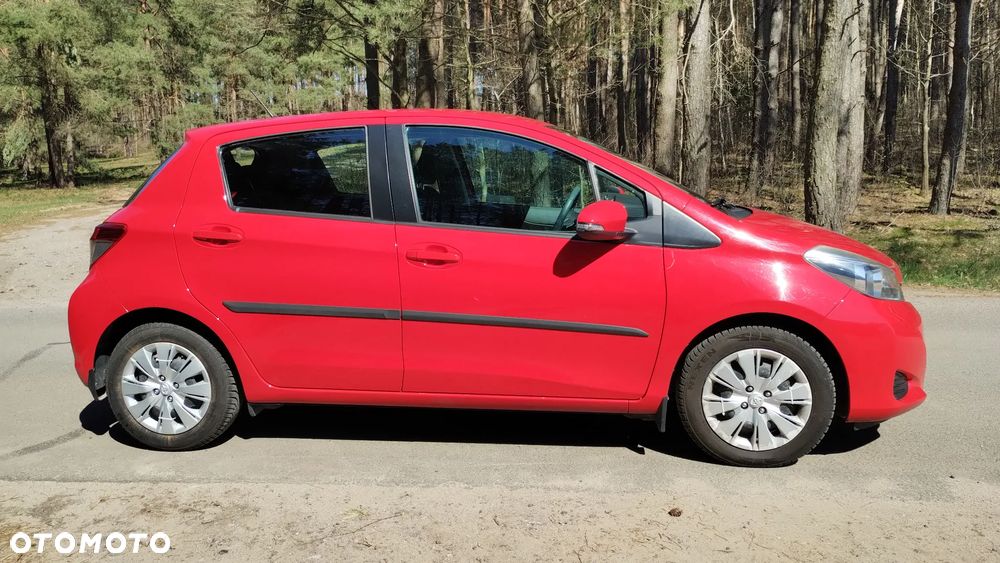 Toyota Yaris 1.33 Premium MS - 4