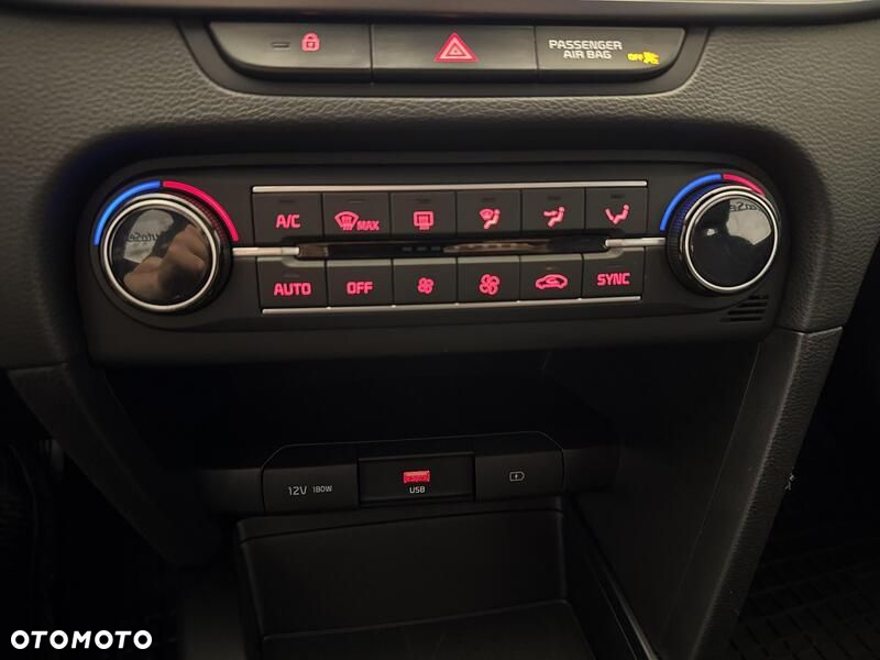 Kia Ceed - 17
