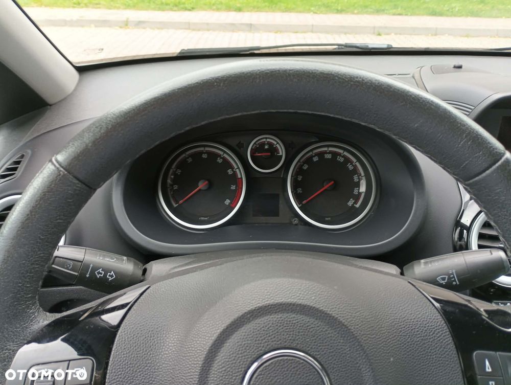 Opel Corsa 1.4 16V Enjoy - 10