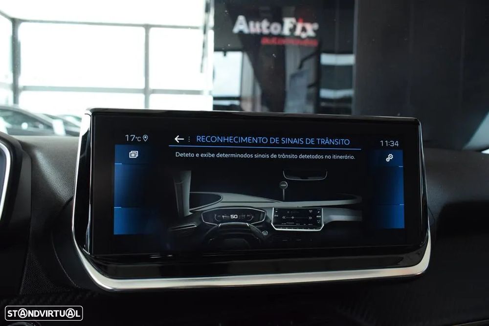 Peugeot 2008 1.5 BlueHDi Allure EAT8 - 35