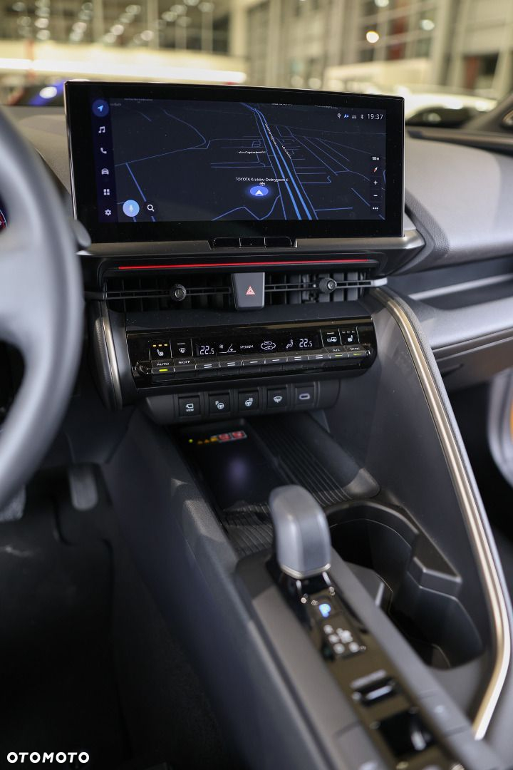 Toyota C-HR - 13