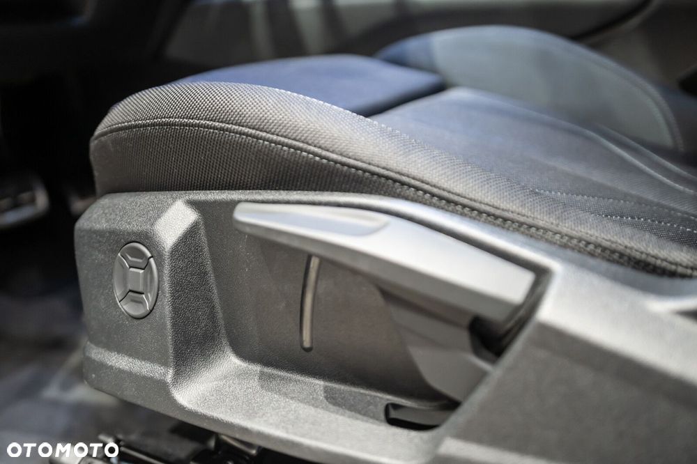 Audi Q3 Sportback - 12