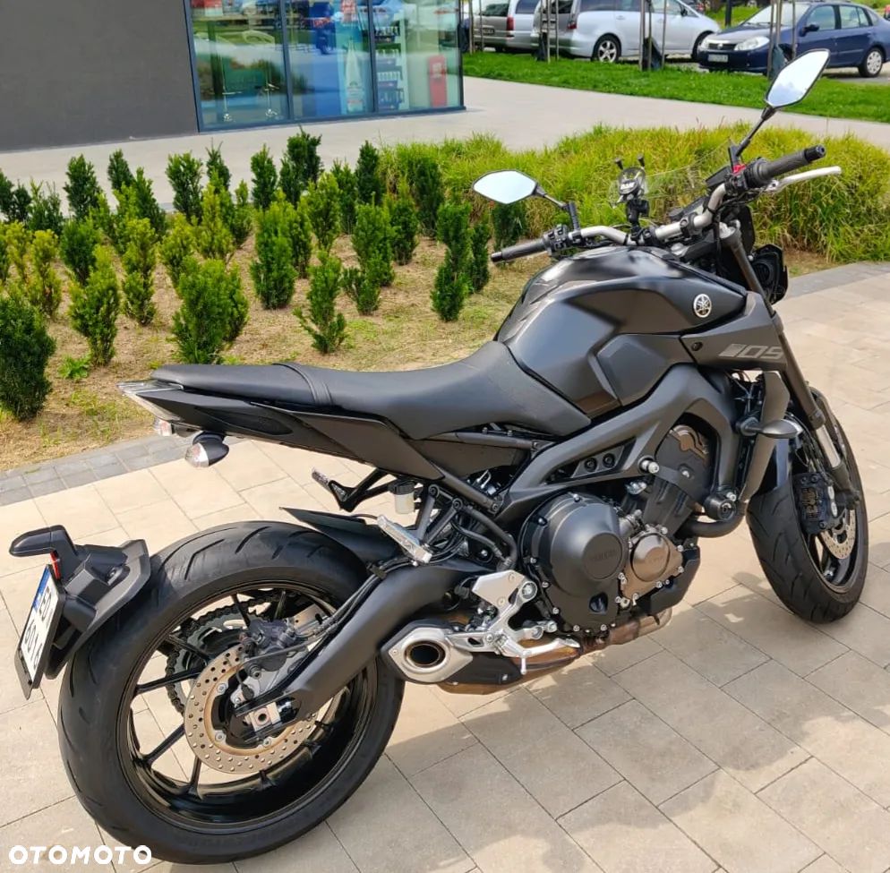 Yamaha MT - 7