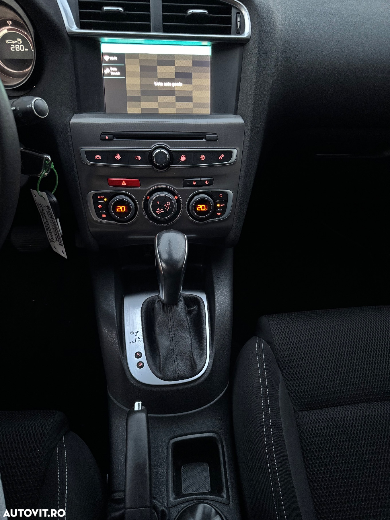 Citroën C4 BlueHDi 120 Stop&Start EAT6 Shine - 25