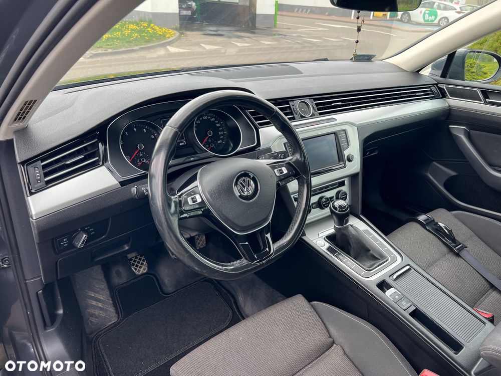 Volkswagen Passat 1.8 TSI BMT Comfortline - 11