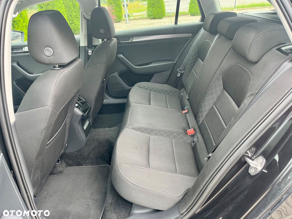 Skoda Superb 2.0 TDI Active - 16
