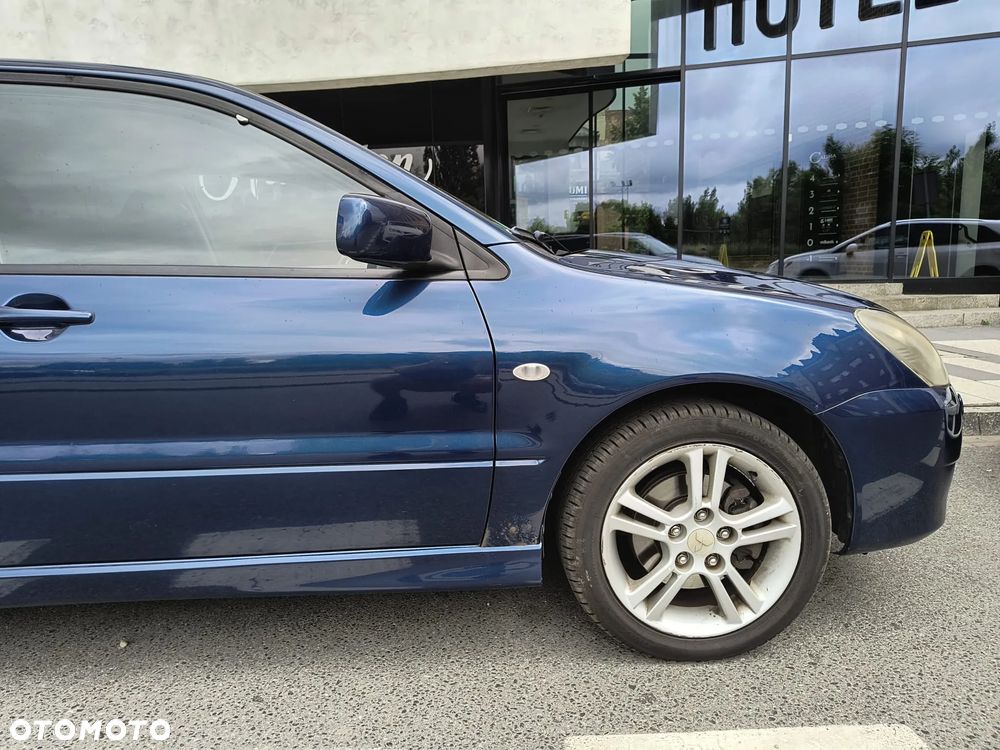 Mitsubishi Lancer 1.6 Sport - 6