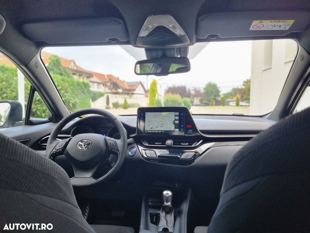 Toyota C-HR 1.8 HSD 122 CP 4x2 CVT C-ult Style - 11