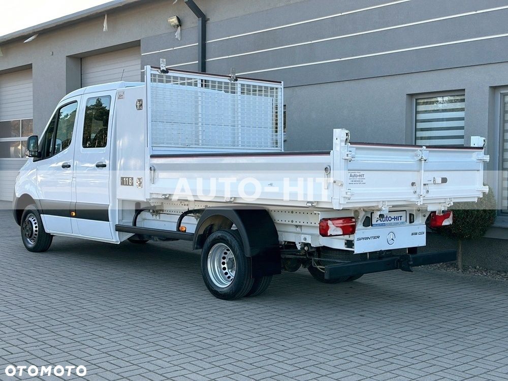 Mercedes-Benz Sprinter - 15