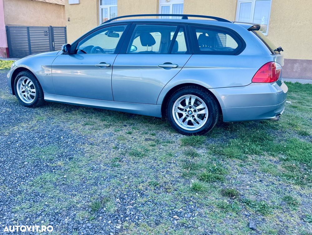 BMW Seria 3 318d - 4