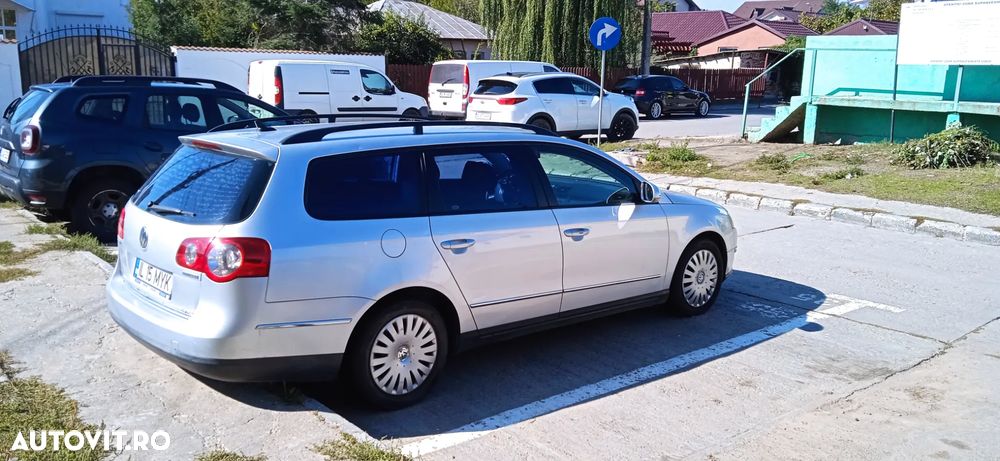 Volkswagen Passat Variant 1.9 TDI DPF BlueMotion - 2