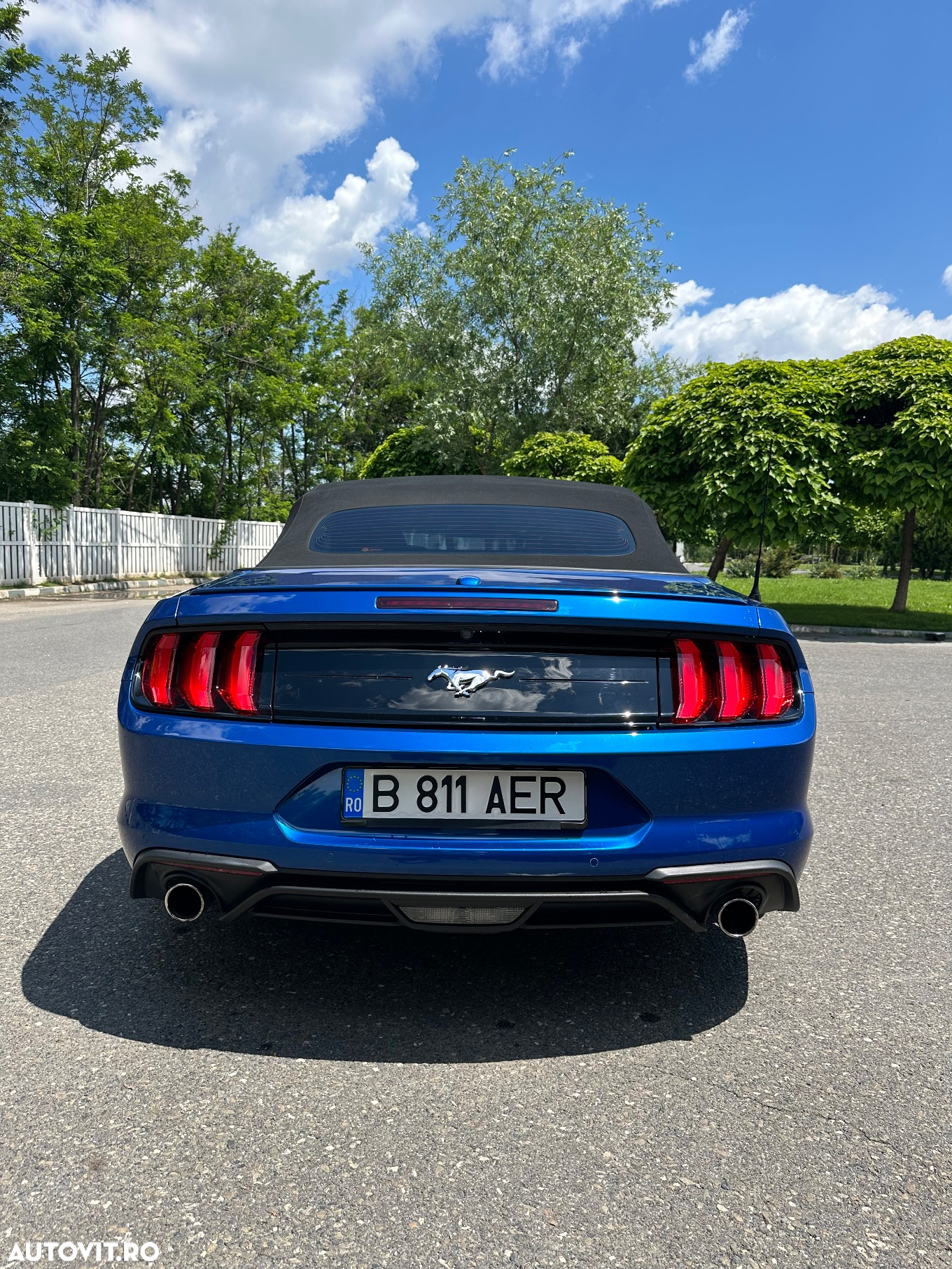 Ford Mustang Cabrio 2.3 Eco Boost - 12