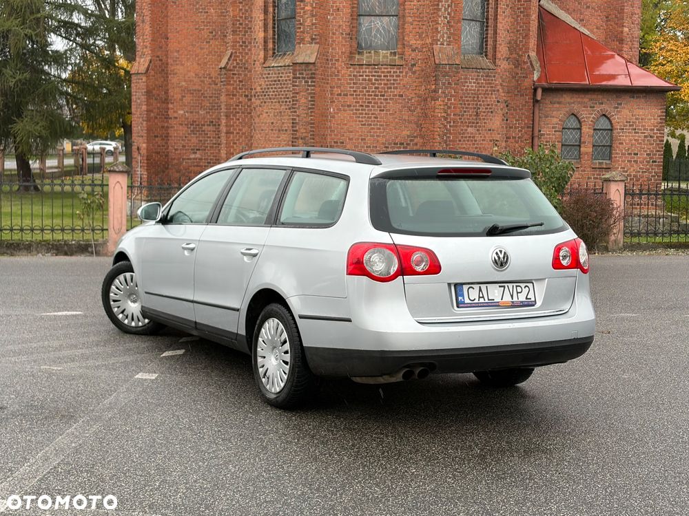 Volkswagen Passat - 8