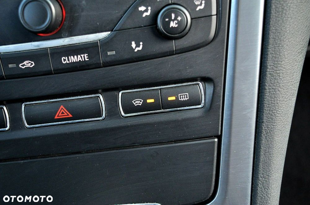 Ford Mondeo 2.0 TDCi Ambiente - 12