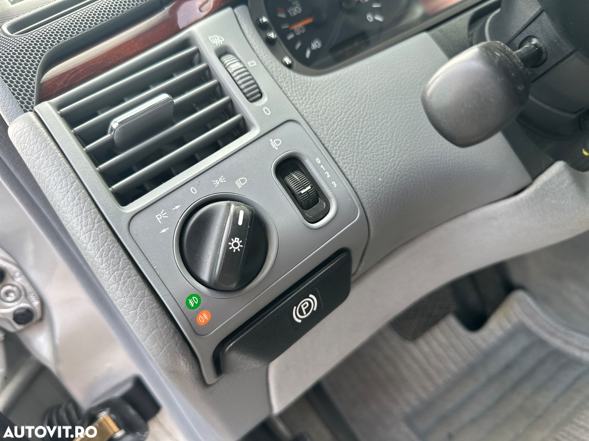 Mercedes-Benz E 220 CDI Estate Aut Avantgarde - 22