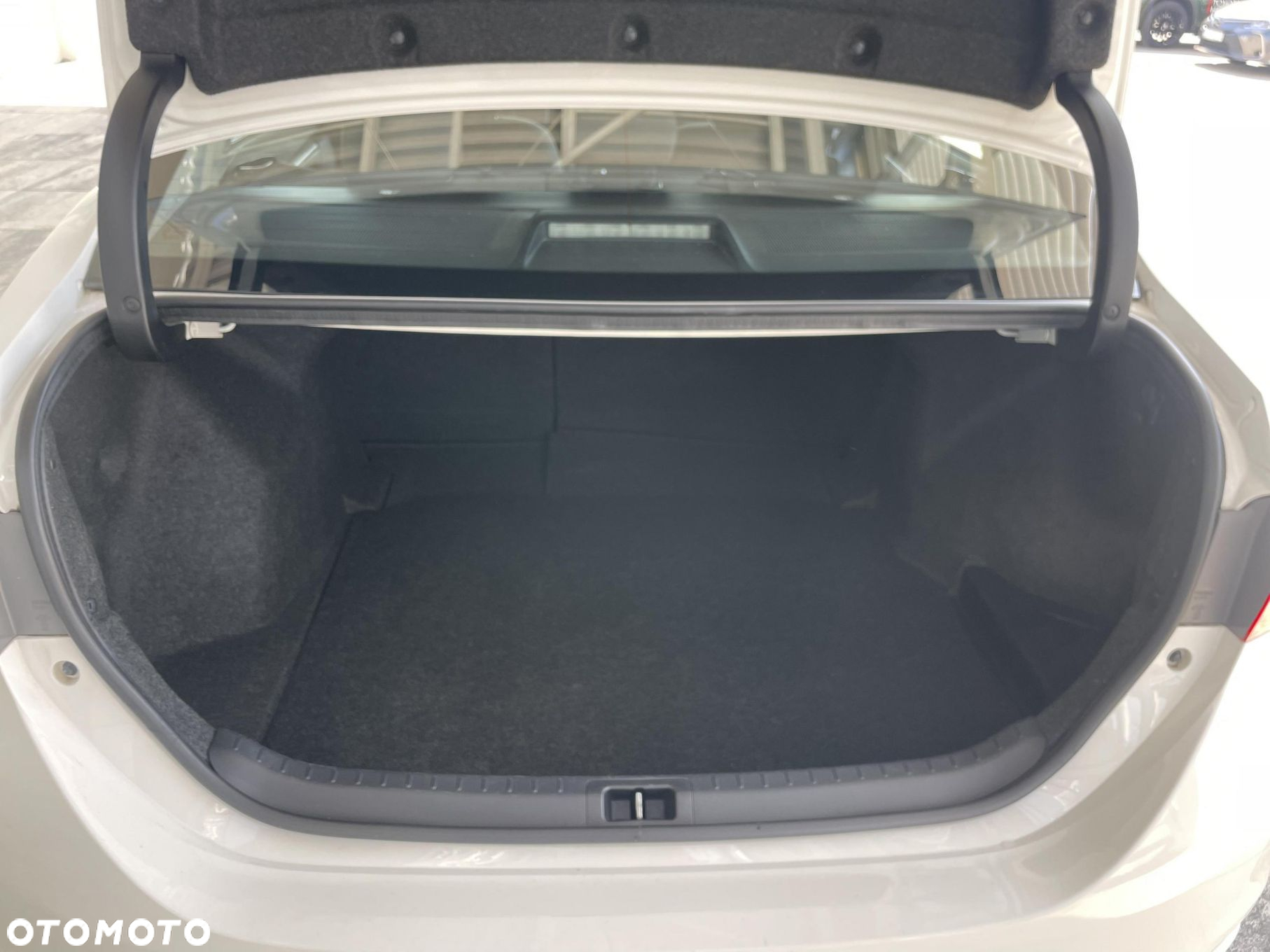 Toyota Corolla 1.33 Active - 13
