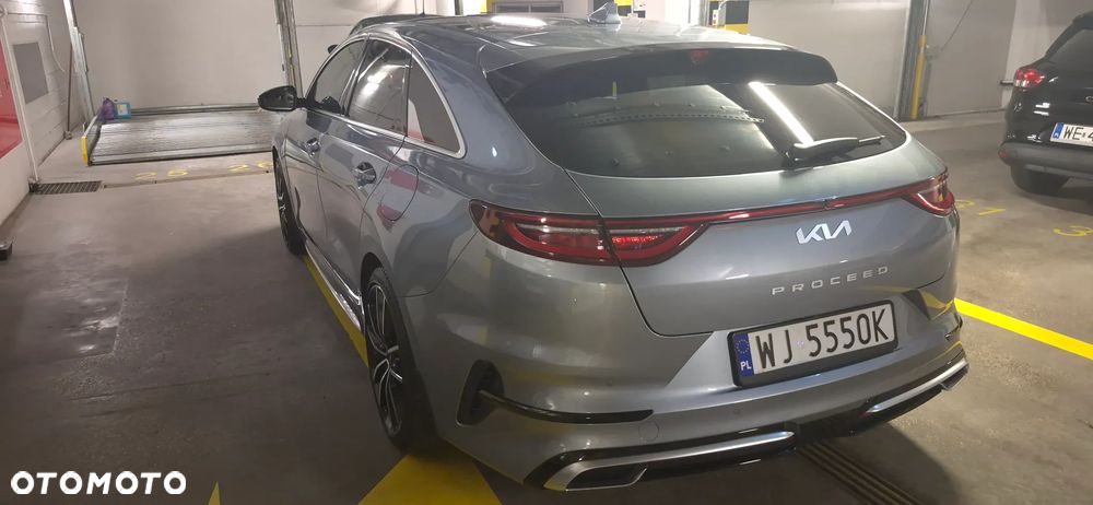 Kia ProCeed 1.5 T-GDI GT Line - 4