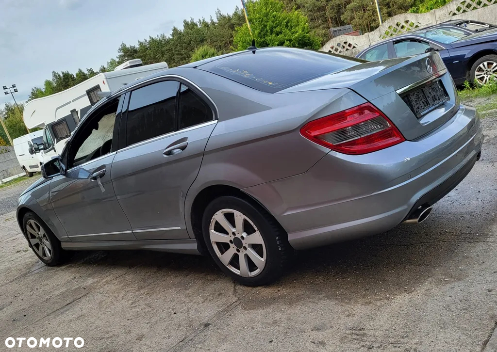 Mercedes-Benz Klasa C 300 7G-TRONIC - 7