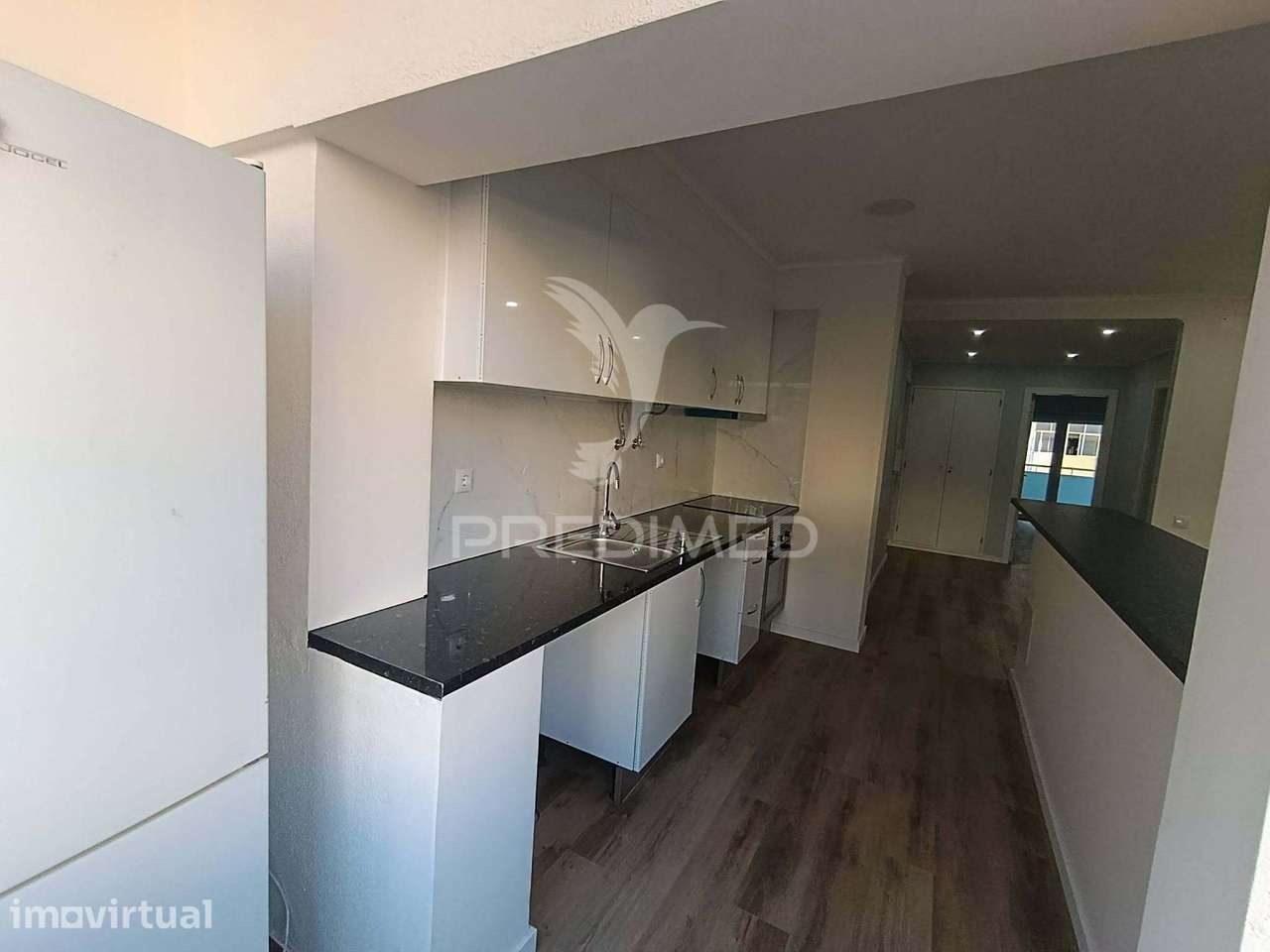 Apartamento T2 Remodelado | Praça do Brasil, Setúbal - Grande imagem: 5/19
