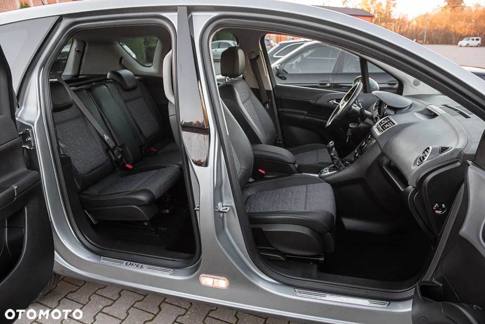 Opel Meriva 1.4 Edition - 27