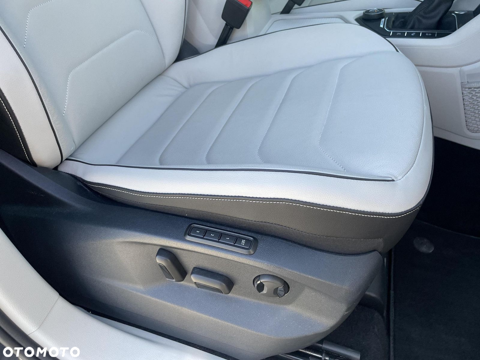 Volkswagen Tiguan - 24