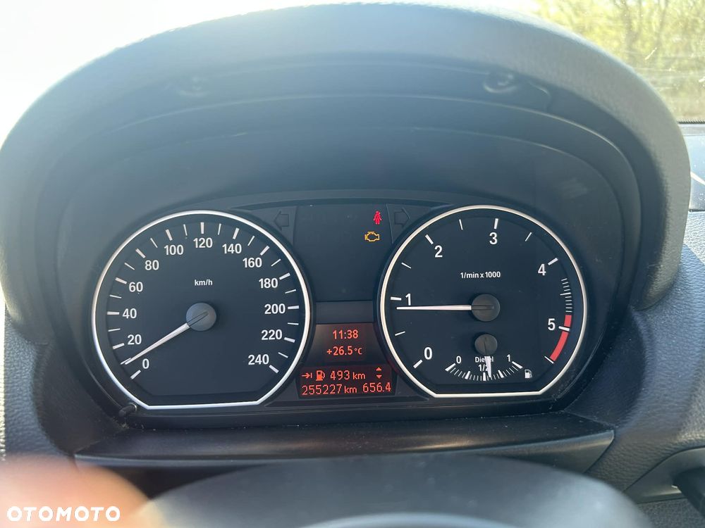 BMW Seria 1 - 22