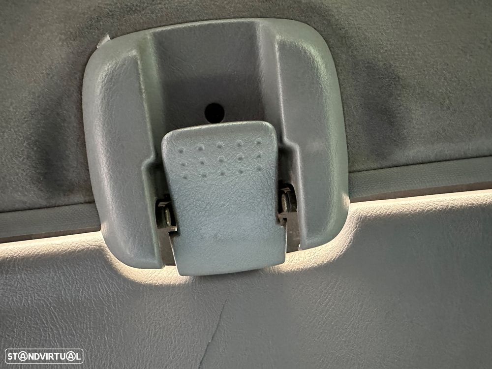 Honda HR-V 1.6 ES - 13