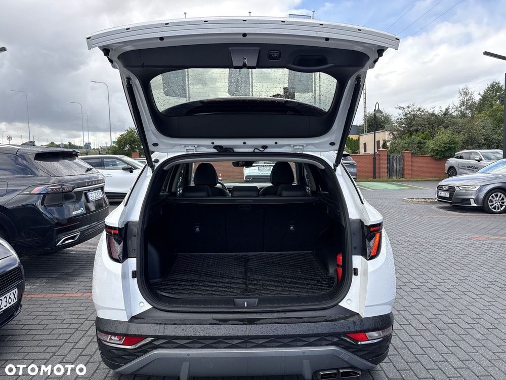 Hyundai Tucson 1.6 T-GDi HEV Platinum 4WD - 36
