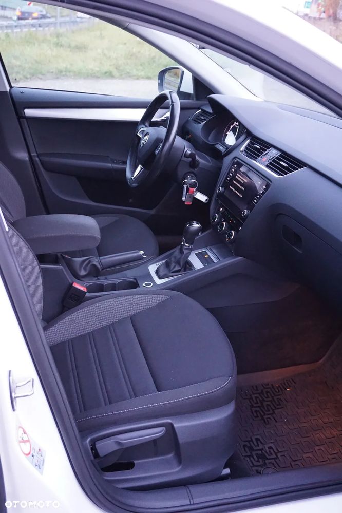 Skoda Octavia 2.0 TSI Ambition DSG - 20