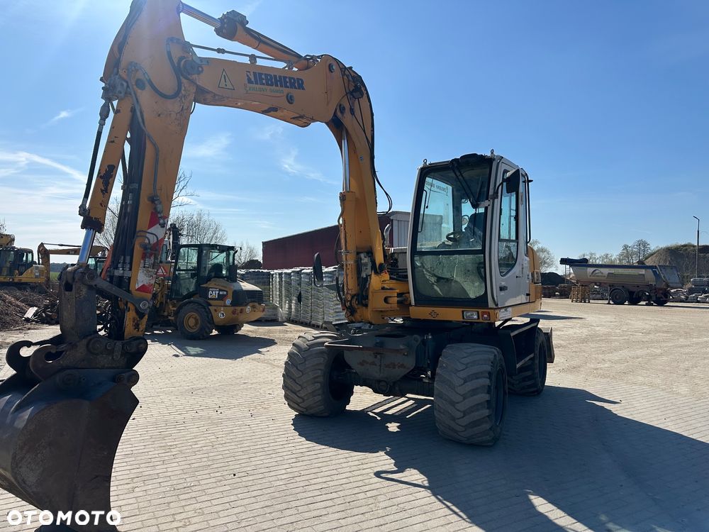 Liebherr A 311 Litronic - 4