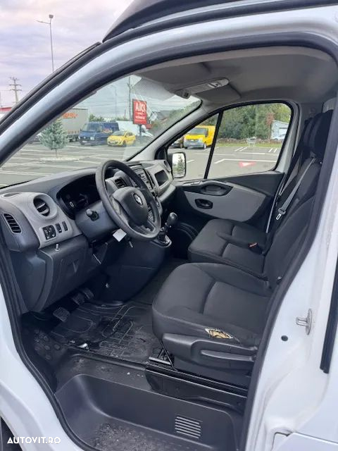 Renault TRAFIC - 5