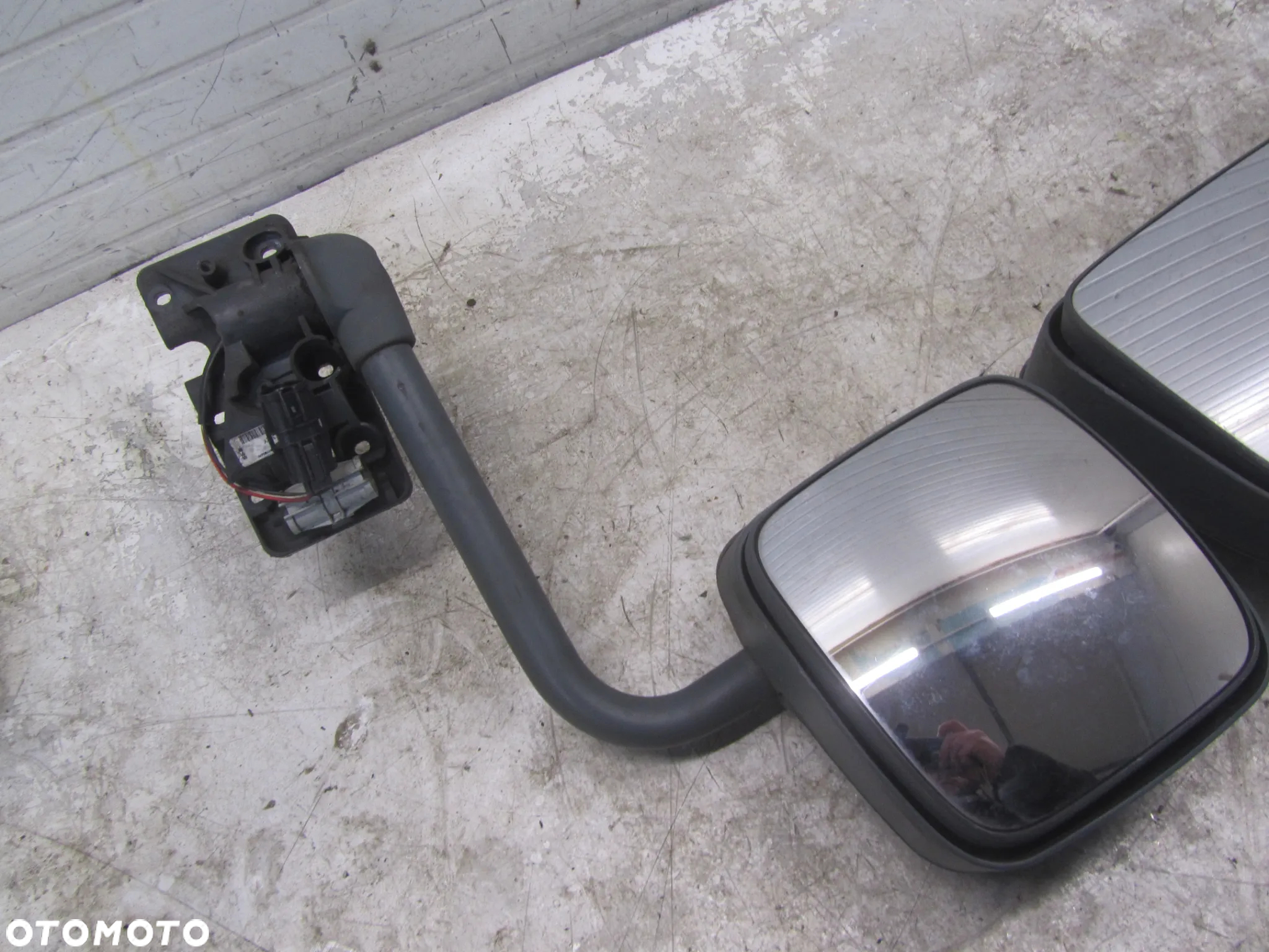 MAN TGL TGA TGM lusterko prawy przód UK - 3