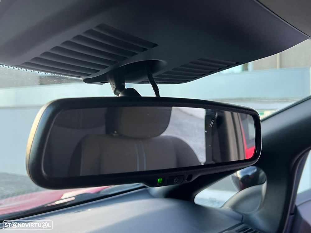 Nissan Leaf Tekna Two Tone - 29