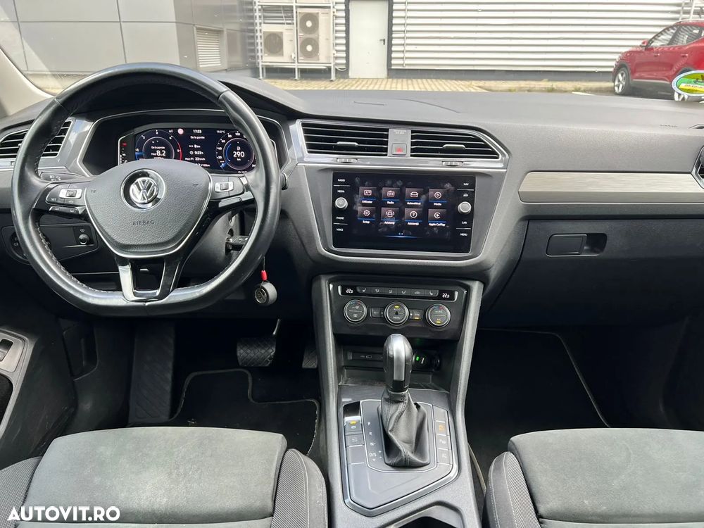 Volkswagen Tiguan - 10