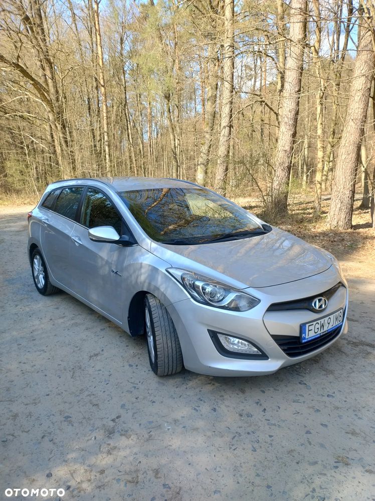 Hyundai i30 1.6 CRDi Classic + - 12