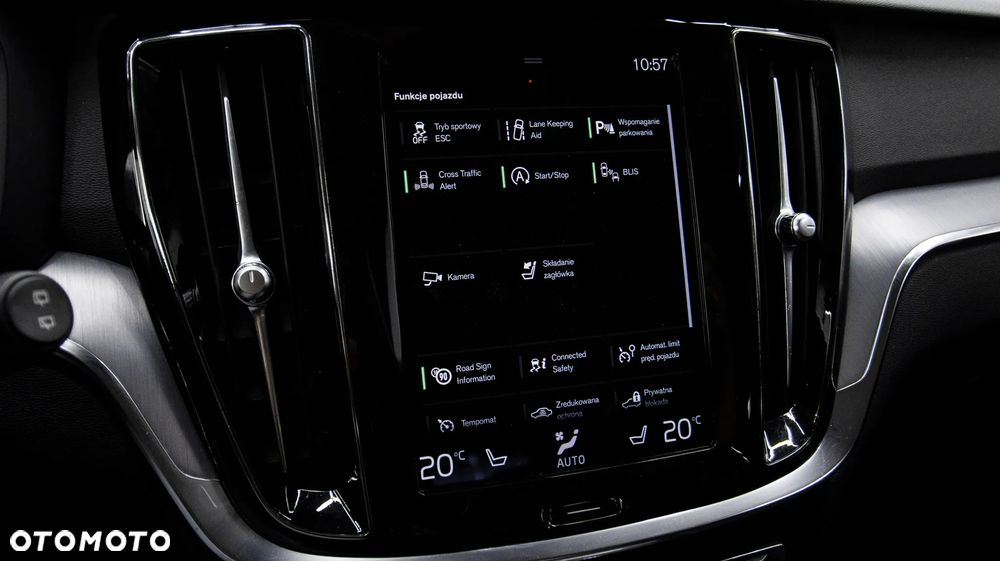 Volvo V60 B4 D Momentum Pro - 26