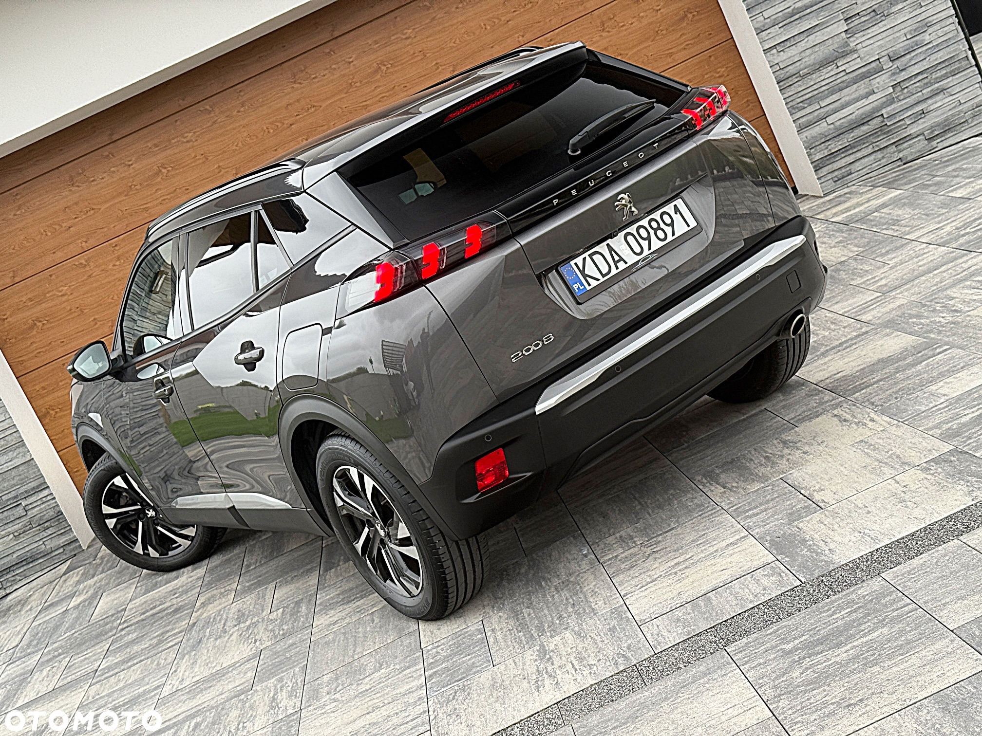 Peugeot 2008 1.5 BlueHDi Allure Pack S&S EAT8 - 3