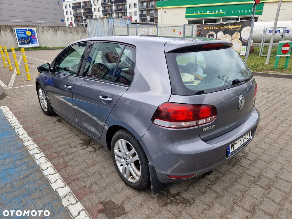 Volkswagen Golf 1.4 TSI Comfortline DSG - 2