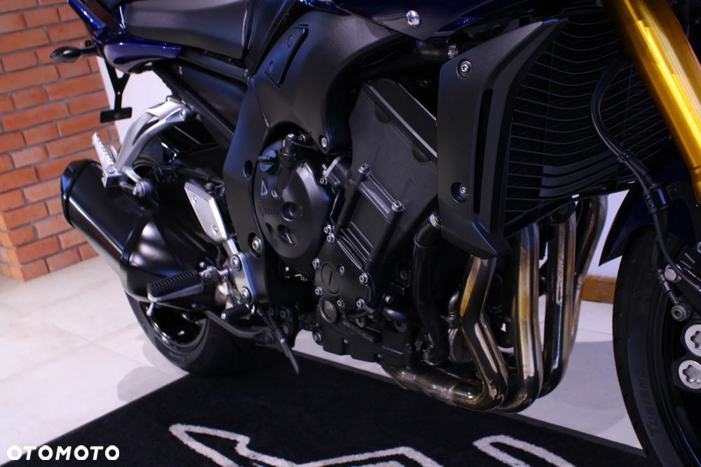 Yamaha FZ - 17