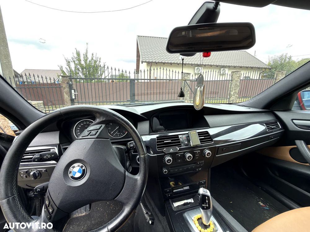 BMW Seria 5 523i Touring Aut. Edition Exclusive - 15