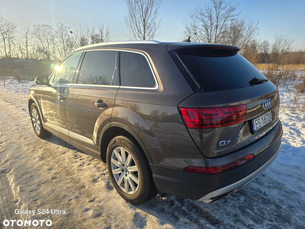 Audi Q7 - 15