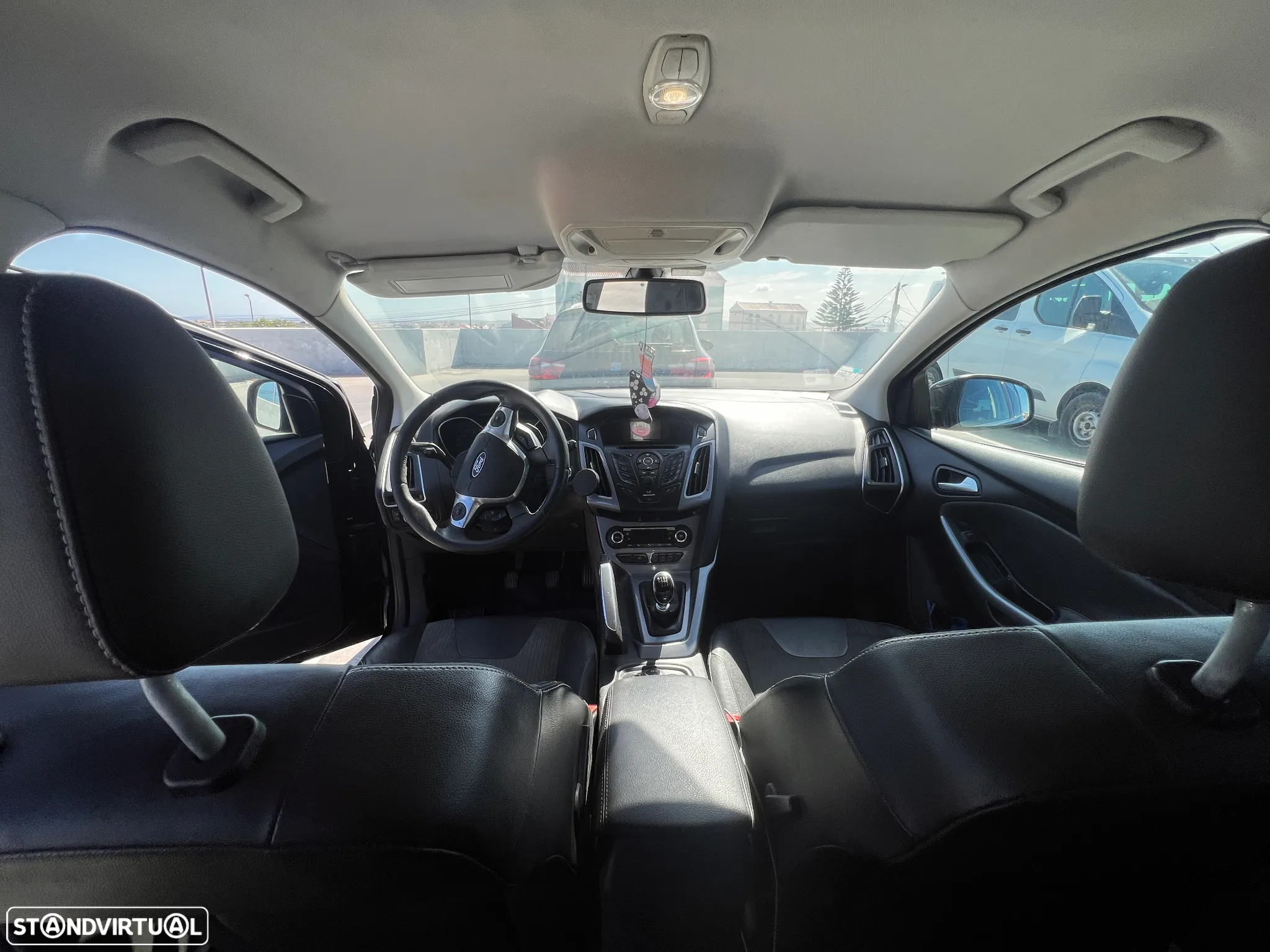 Ford Focus SW 1.6 TDCi Titanium - 11