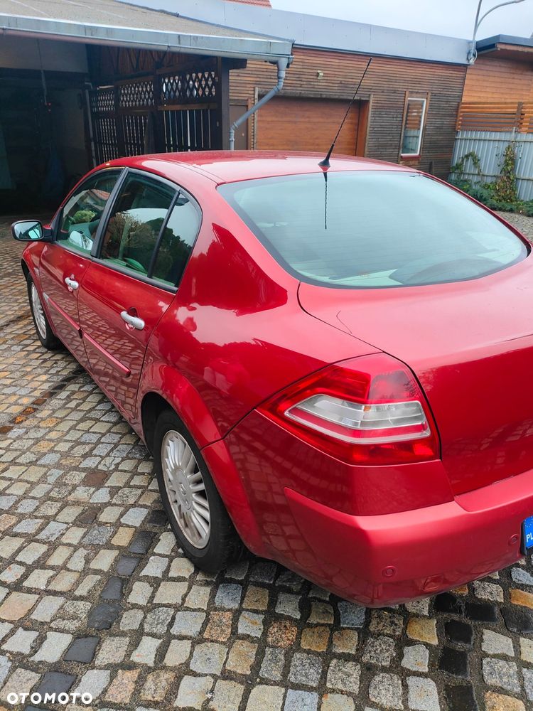 Renault Megane 2.0 16V Privilege - 5