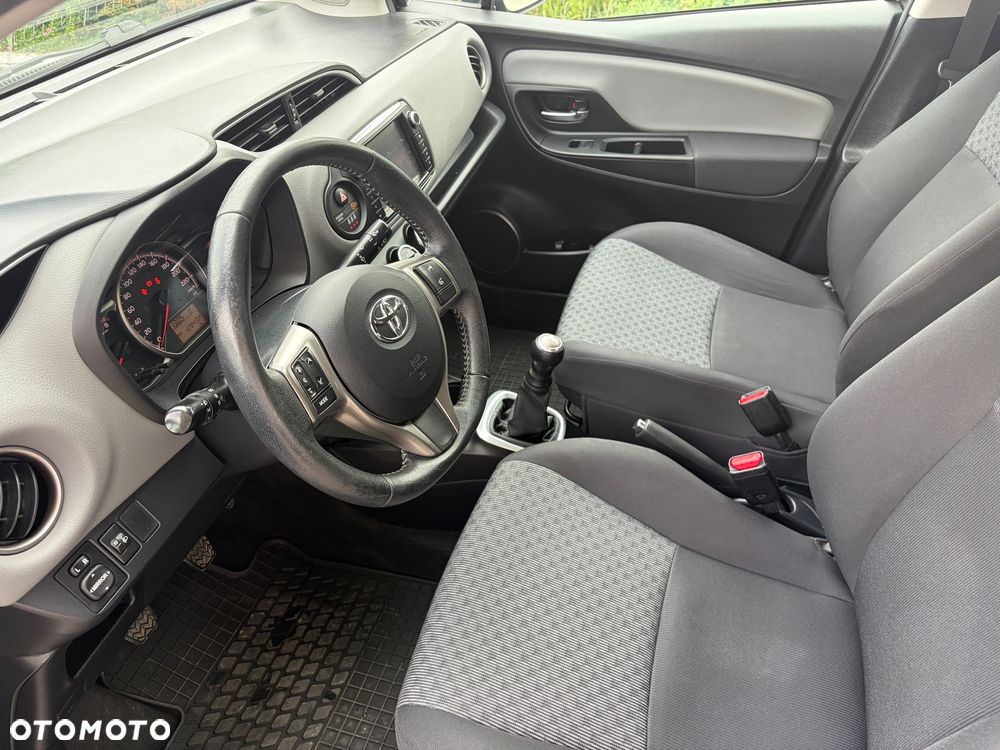 Toyota Yaris 1.0 Premium EU6 - 14