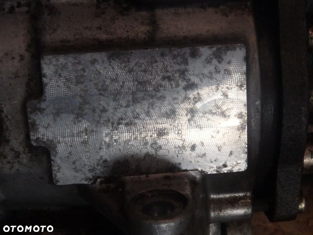 Pompa wtryskowa Audi A6 C5 2.5 TDI 059130106D - 2