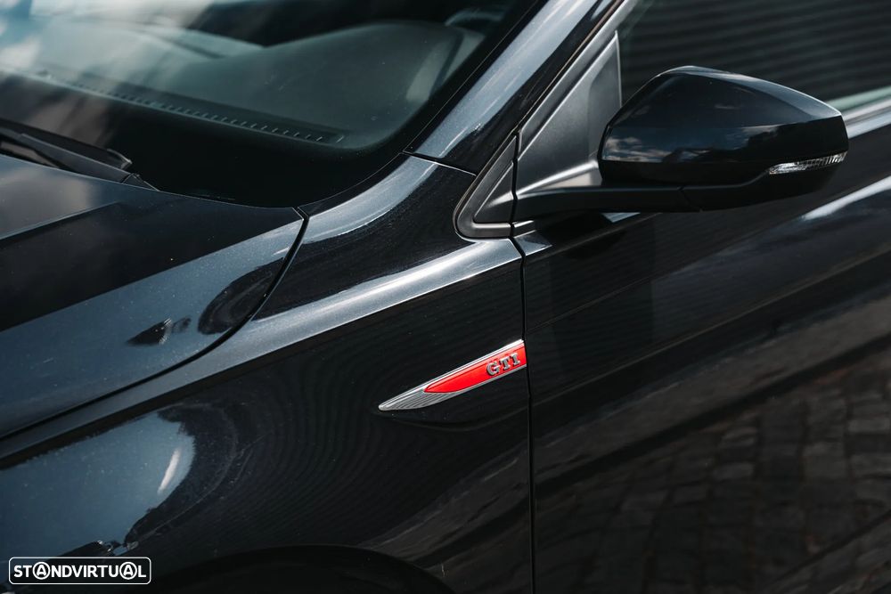 VW Polo 2.0 TSI GTI DSG - 13